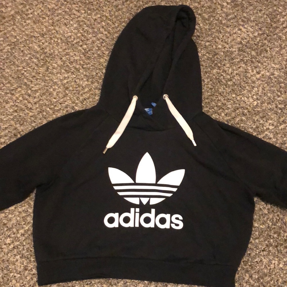 Cropped hoodie